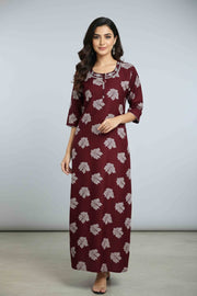 Rayon Nighty โ Floral Embroidery Thread Work