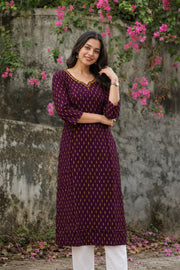 Women's Gold Foil Print A-Line Kurti with Embroidered Neck