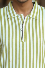 Men’s Loop Knit Collar T-Shirt with Front Zip Design