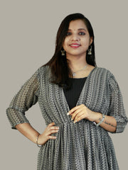 Elegant Feeding Kurti – Comfort Meets Style ✨