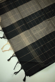 Handloom Cotton Saree – Checks Design