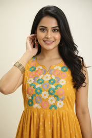 Rayon Kurti – Floral Embroidery Thread Work