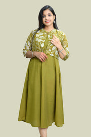 Feeding Top with Floral Print & Collar Neck