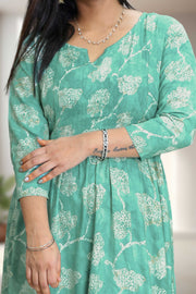 Feeding Top with Floral Print & Collar Neck