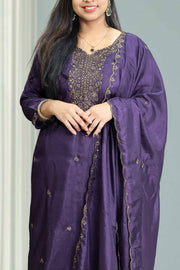 Silk Churidar with Stone Work – Leaf Neck Design
