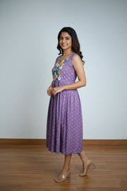 Rayon Kurti – Floral Embroidery Thread Work