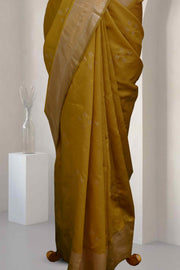 Velvet Dot – Soft Silk Saree