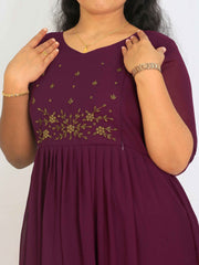 Elegant Feeding Kurti – ₹683/- 🤱