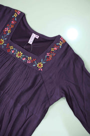 La Fille Short Top – Floral Thread Work