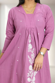 Women Floral Thread Work Detail Pure Cotton Kurta