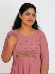 Elegant Feeding Kurti – ₹683/- 🤱