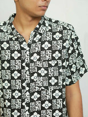 Men Regular Fit Rayon Printed Half Sleeve Casual Shirt