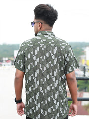 Men Regular Fit Rayon Printed Half Sleeve Casual Shirt