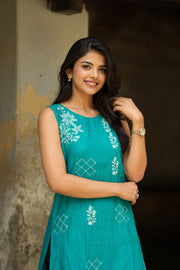 Floral Essence Georgette Long Top
