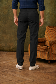 Urban Track Men’s Trousers – Plain Design