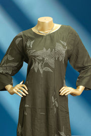 Women's  Floral Printed Straight Kurti
