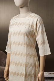 Classic Mirror Work Long Top